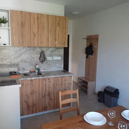 Apartamento никола вапцаров